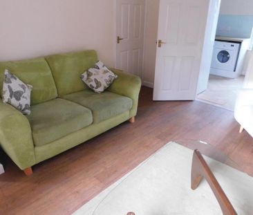 2 bedroom terraced house to rent - Photo 3