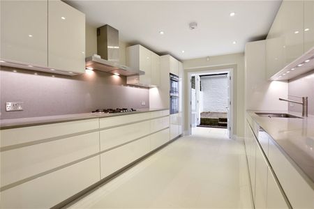 Oakley Gardens, London, SW3 - Photo 2