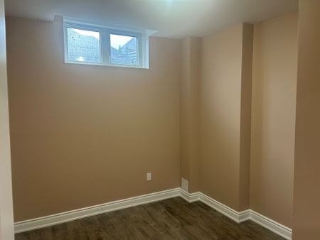 For Lease - 63 Beacon Hill Drive Unit# Basement, Brampton, Ontario - Photo 4