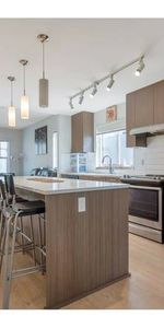 Corner Unit Townhouse in Abbotsford! - Photo 3