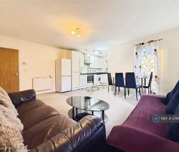 2 bedroom flat to rent - Photo 1