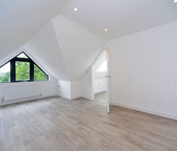 Lion Mead, Haslemere, Surrey, GU27 - Photo 6