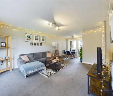 2 bedroom maisonette to rent - Photo 1