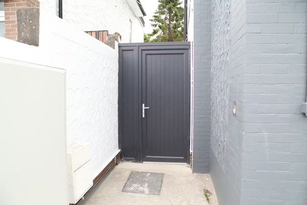 The Rise, Dublin - Photo 1