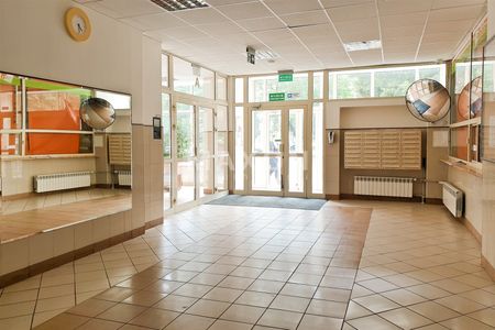 Kompaktowe I klimatyzacja | Metro ONZ - Zdjęcie 4