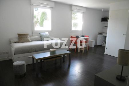 A LOUER STUDIO MEUBLE VIRE (14) - Photo 2