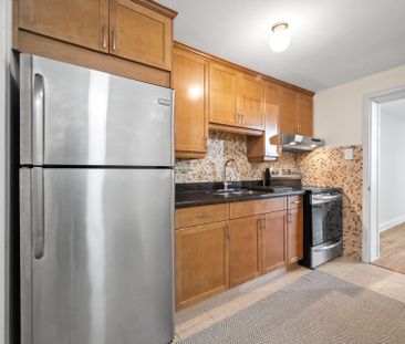 For Lease - 172 Humbercrest Boulevard Unit# Lower, Toronto, Ontario - Photo 5