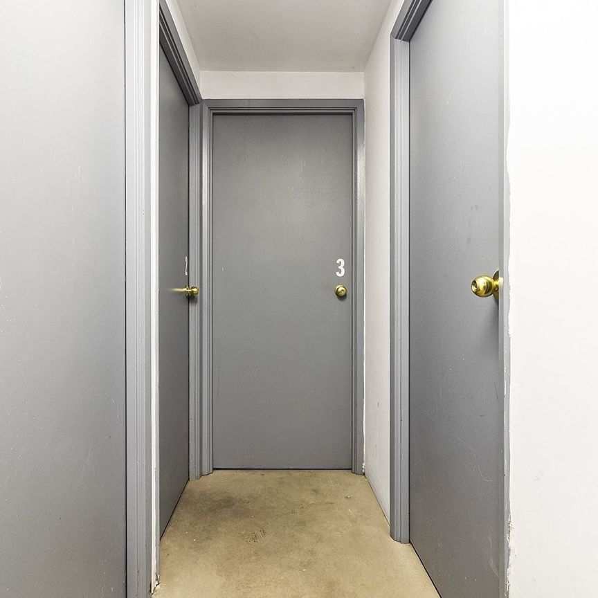 2100 Rue Chomedey, #102 - Photo 1