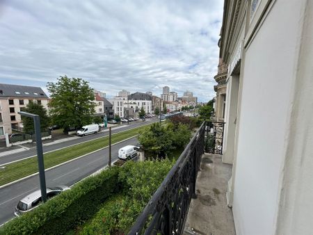 Location Appartement 4 pièces 70m² THIAIS 94320 - Photo 3