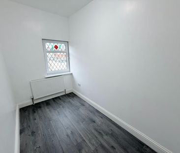 3 bedroom House To Let Total Size: 700 SQ FT - Photo 6