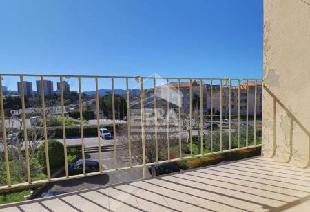 Appartement Marseille 4 pièce(s) Saint Tronc, refait a neuf, balcon, stationnement , Loué Meublé - Photo 5