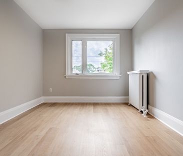 For Lease - 229 Winona Drive Unit# Upper, Toronto, Ontario - Photo 1