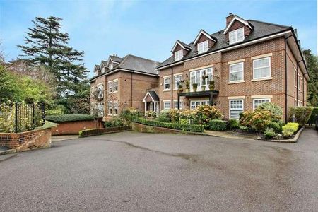 Hawkesley Court, Watford Road, Radlett, Herfordshire, WD7 - Photo 5