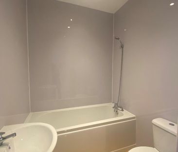 2 bedroom House unspecified to let - Photo 5