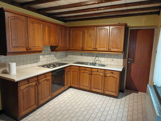 🏡 Te huur: Karaktervolle woning met 3 slaapkamers in Houthalen - Photo 1