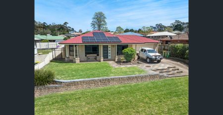 Solid Family Home Offering Comfort, Space and Superb Convenience - Photo 2