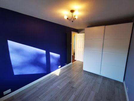 3 bedroom terraced house to rent - Photo 4