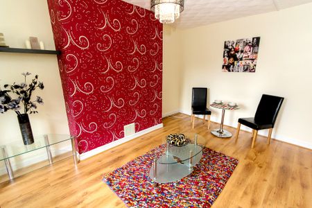 Flat 1, 238 VINERY ROAD Leeds - LS4 2LA - Photo 3