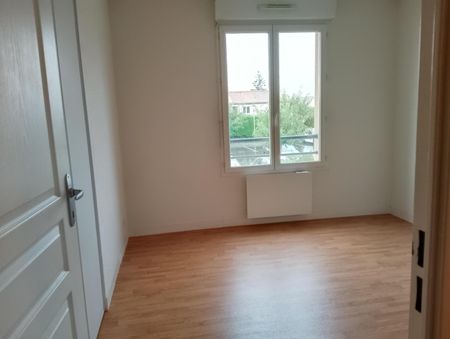 Location Appartement 3 pièces 69m² BUXEROLLES 86180 - Photo 4