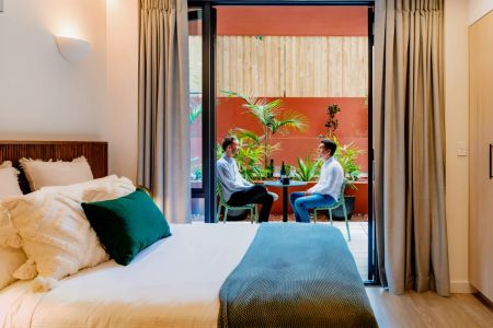 Studio Corner Balcony - Photo 3