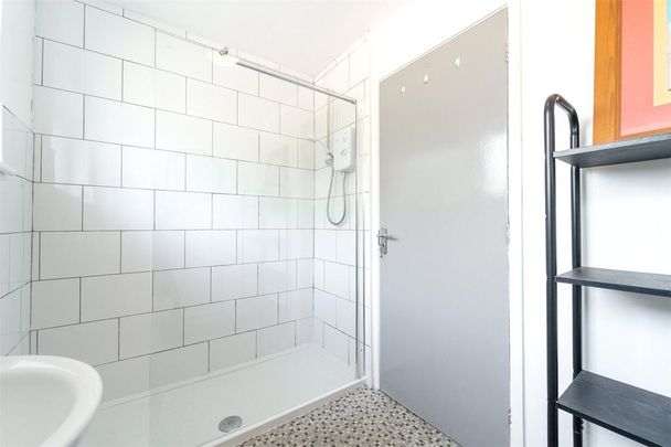 4 bedroom house to rent - Photo 1