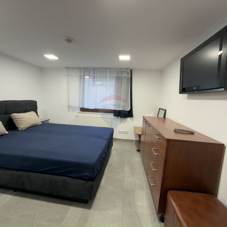 Casă cu 2 camere de închiriat în zona Dealuri Oradea - Fotografie 1