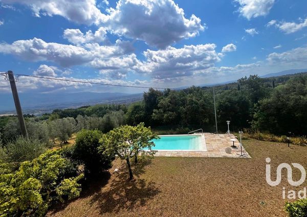 Via San Martino Altoreggi, Figline e Incisa Valdarno, Tuscany 50063