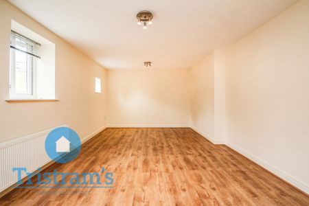 2 bed Apartment for Rent - Photo 2