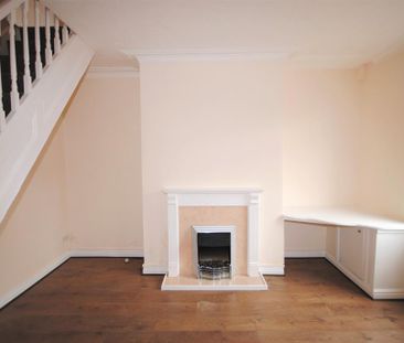 2 bedroom terraced house to rent - Photo 3