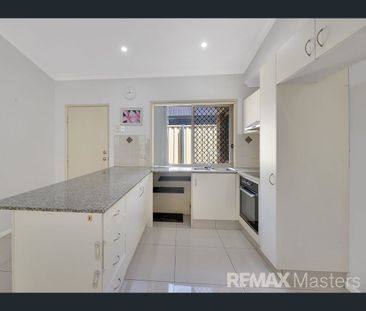 3 Ashton Way, Forest Lake, Qld 4078 - Photo 3