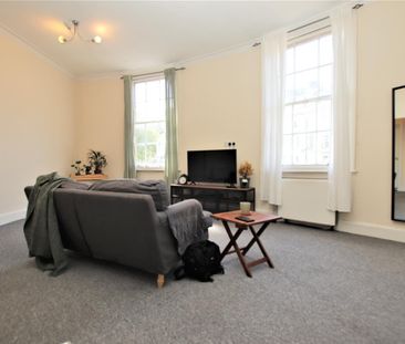 Cleveland Place East, Bath - Photo 3