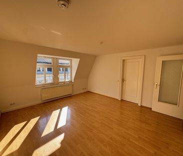 Leben im Herzen der Neustadt ? 2-Zimmer-Wohnung mit EBK sucht Sie a... - Photo 1