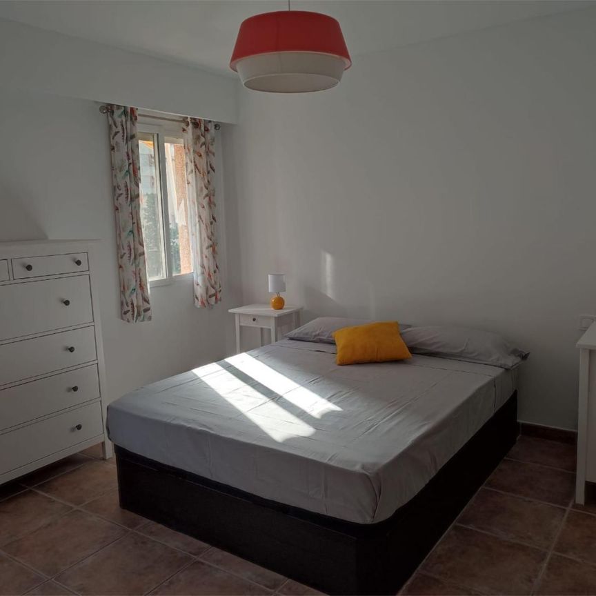 Piso de alquiler en Calle Doctor Jiménez Díaz, 4, Centro - Photo 1