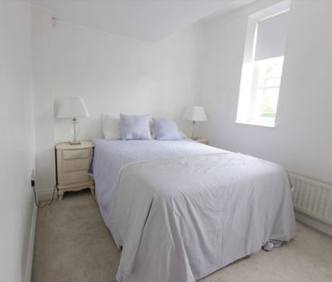2 bedroom House To Let - Photo 5