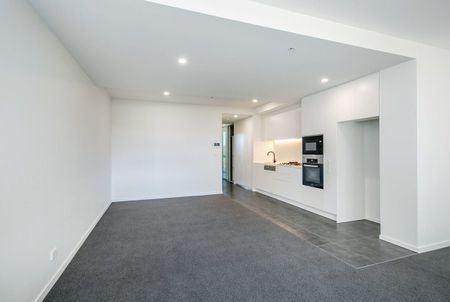 Sleek & Secure Apartment Close to Everything - Photo 3