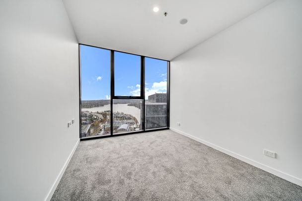 Comfortable two bedroom in the heart of Belconnen - Photo 1