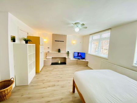 A Fine Shared House share for Rent near Canary Wharf Room D - Photo 5