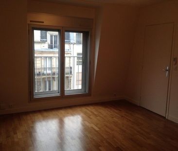 location Appartement T1 DE 26m² À PARIS - Photo 1