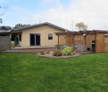 Stunning in Whalers Gate - Photo 5