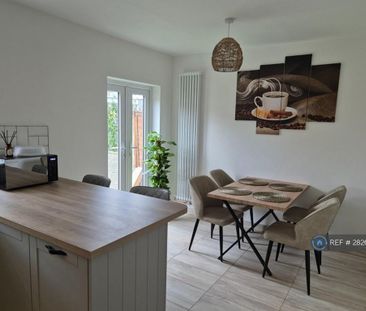 1 bedroom in a house share to rent - Photo 6