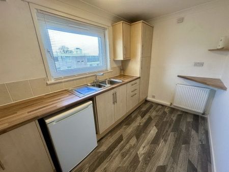 Pembroke, East Kilbride, G74 - Photo 4