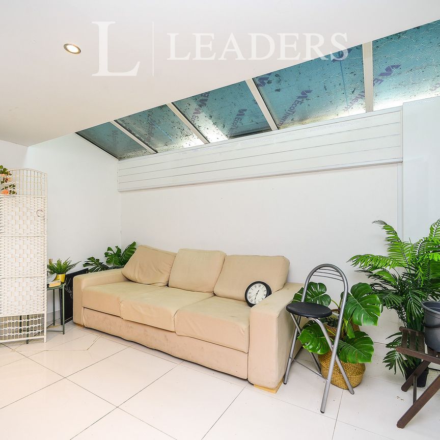 1 bedroom room to rent Montpelier Road - Photo 1