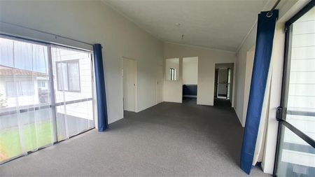 Updated 3 Bedroom House - Photo 3