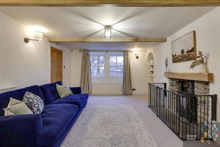 4 bedroom terraced house to rent - Photo 2