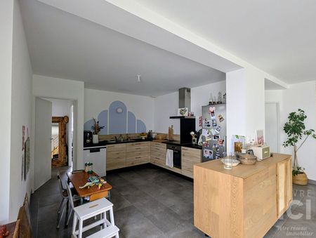 Location Maison 6 pièces 118m² - Photo 5