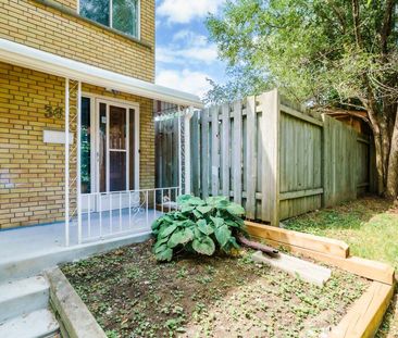 For Lease - 38 Osborne Avenue, Toronto, Ontario - Photo 4