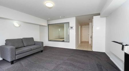 Cozy one bedroom Hobson St apartment - Photo 5