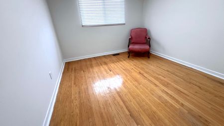 For Lease - 6 Raven Road, Toronto, Ontario - Photo 4