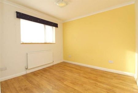 Abercorn Road, Mill Hill, London, NW7 - Photo 5