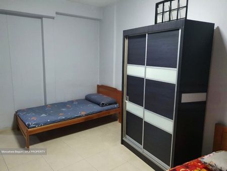 Blk 306 Tampines Street 32 (Tampines), HDB 5 Rooms - For Rent - Photo 2